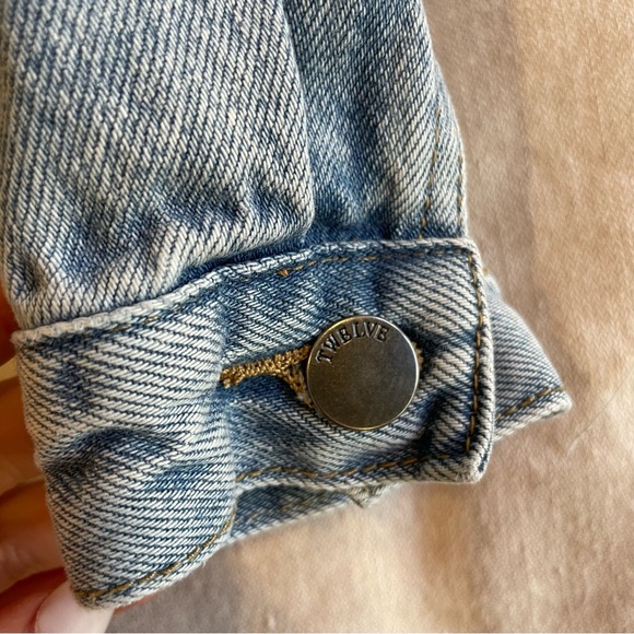 Cute short jean dress with jean belt - Picture 4 of 9